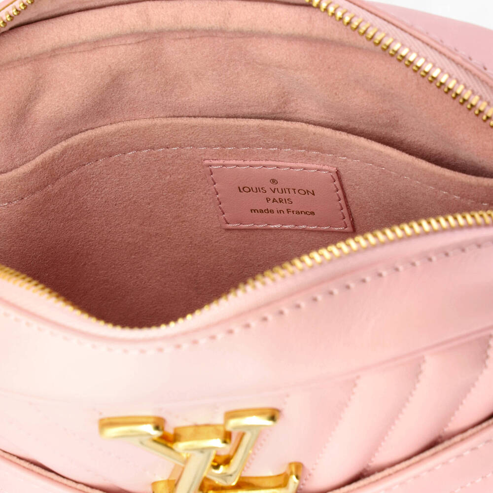 Louis Vuitton New Wave Camera Bag Quilted Leather - Picture 6 of 6